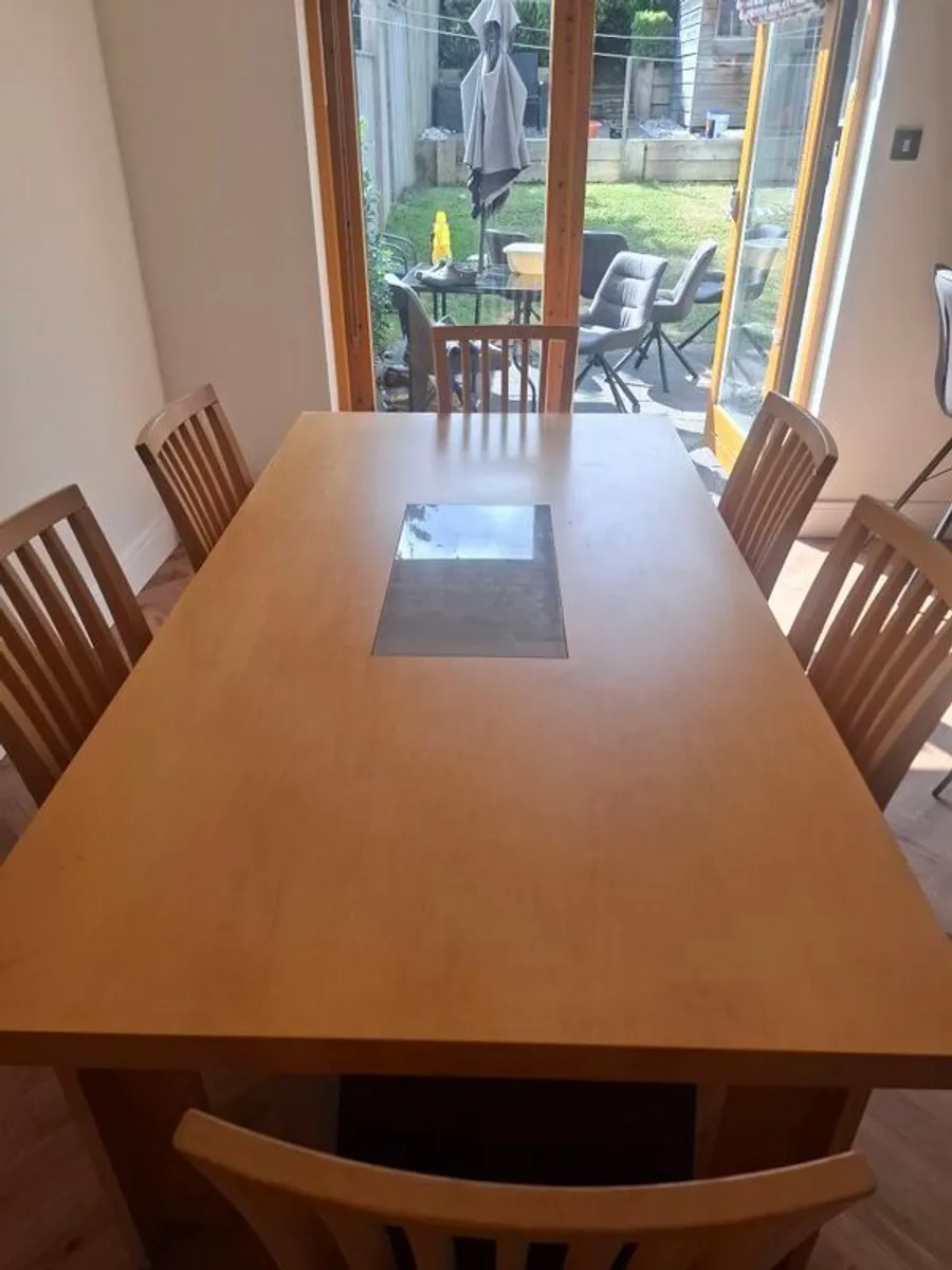 Kitchen table and 6 chairs - Image 3