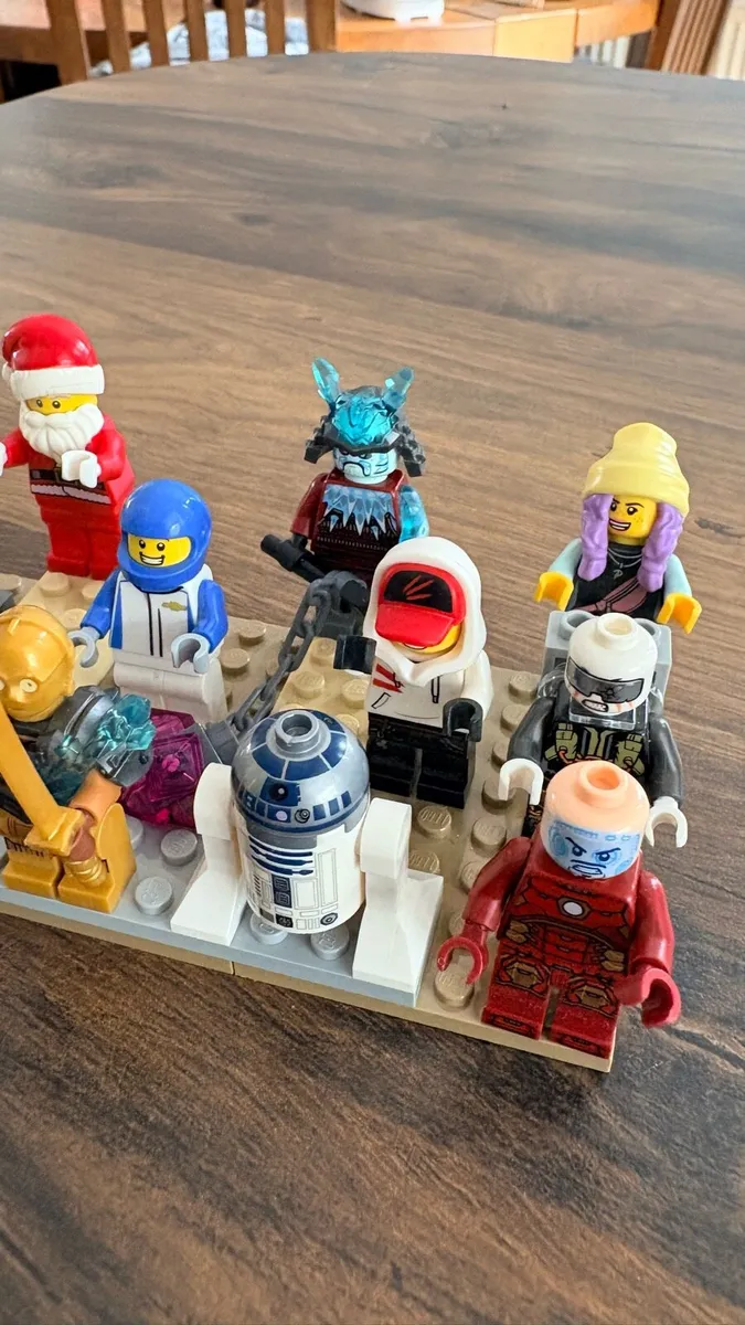 Assorted toys - Image 2