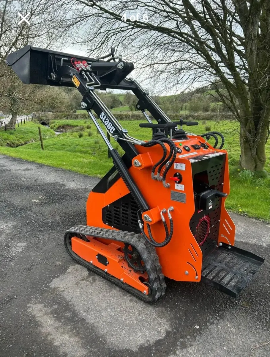 MINI SKIDSTEER LOADER - Image 4