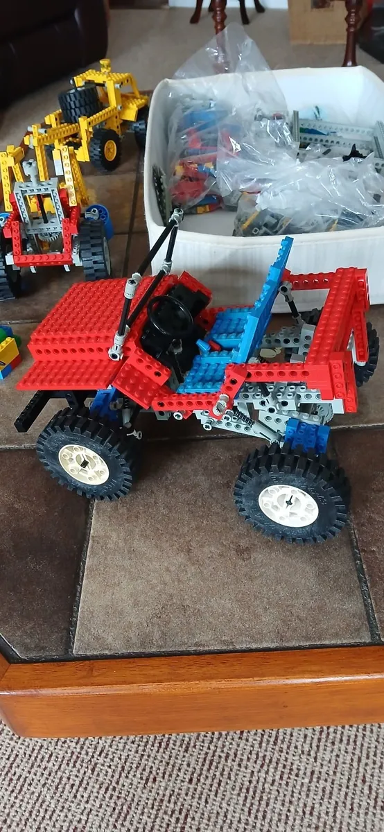 A lovely lot of Lego worth about  150e - Image 1