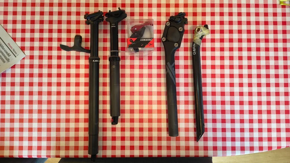 Bike suspended seatposts - Image 1