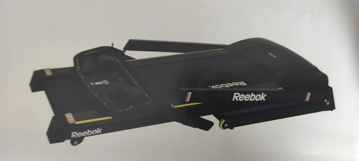 Treadmill Reebok ONE GT30  - Immaculate Condition - Image 3