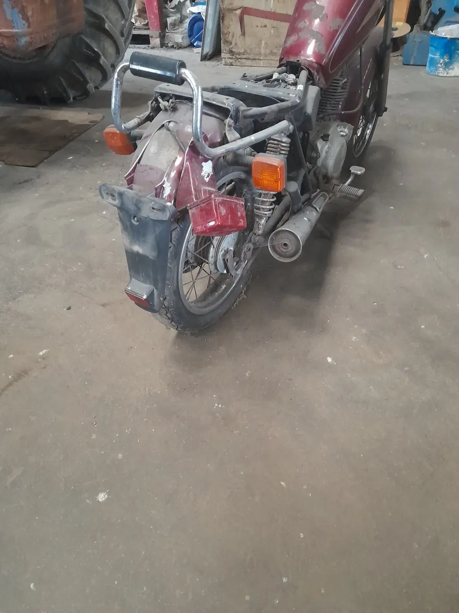 Motorbike - Image 2