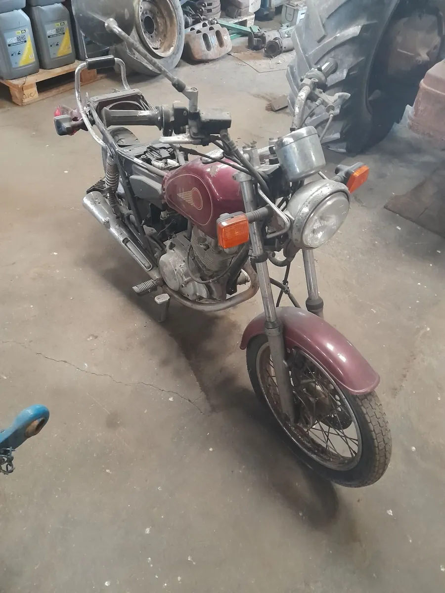 Motorbike - Image 3