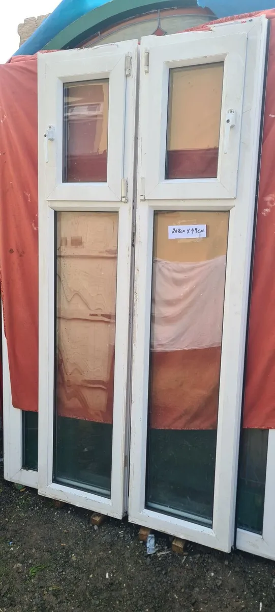 Full size PVC Bay Window 153cm x 110cm - Image 1