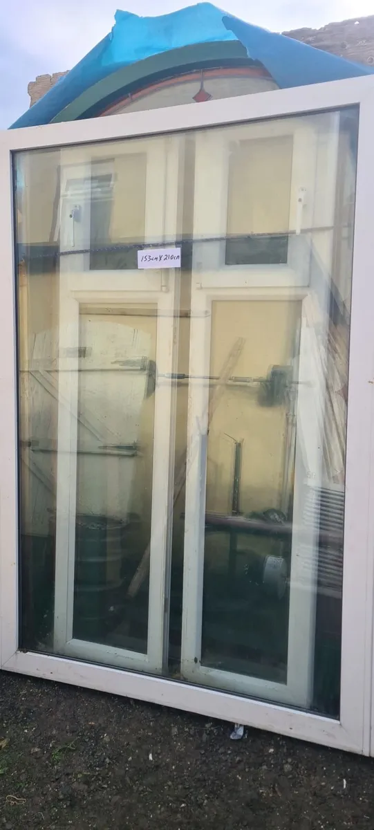 Full size PVC Bay Window 153cm x 110cm - Image 2
