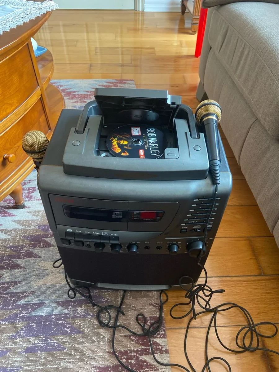 Karaoke machine - Image 2