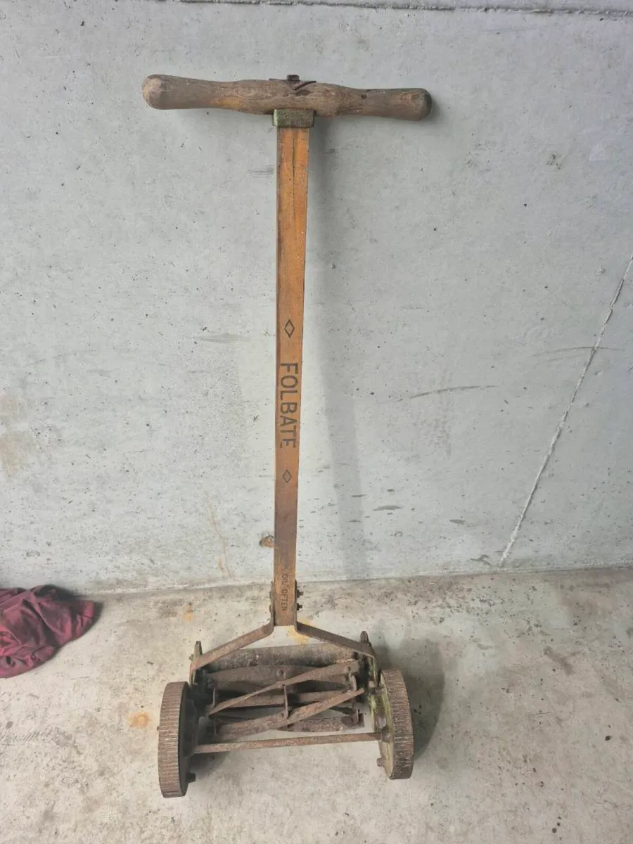 Folbate 1950s push mower original - Image 2