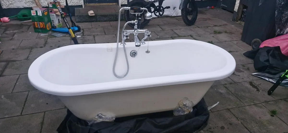 Bayswater free standing bath complete with taps, - Image 2
