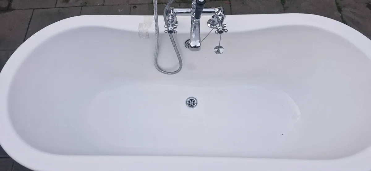 Bayswater free standing bath complete with taps, - Image 4