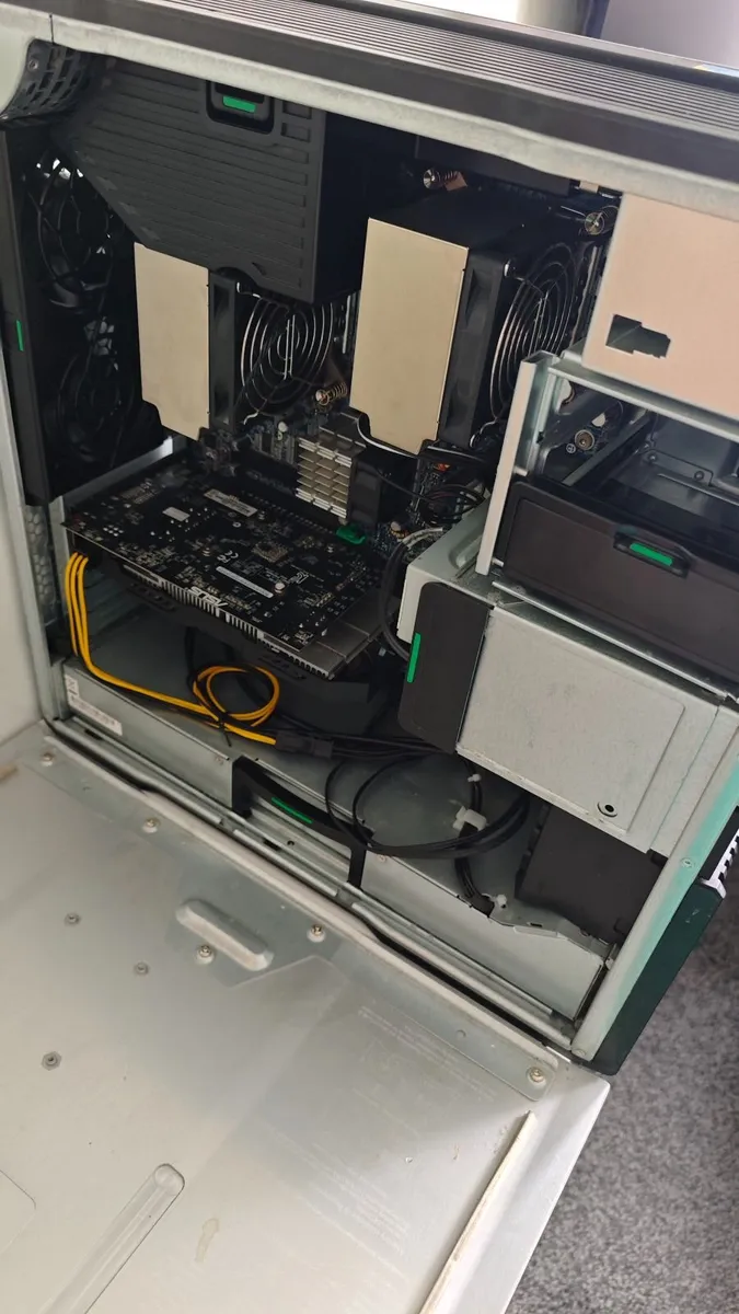 HP Z600 Workstation - Image 2