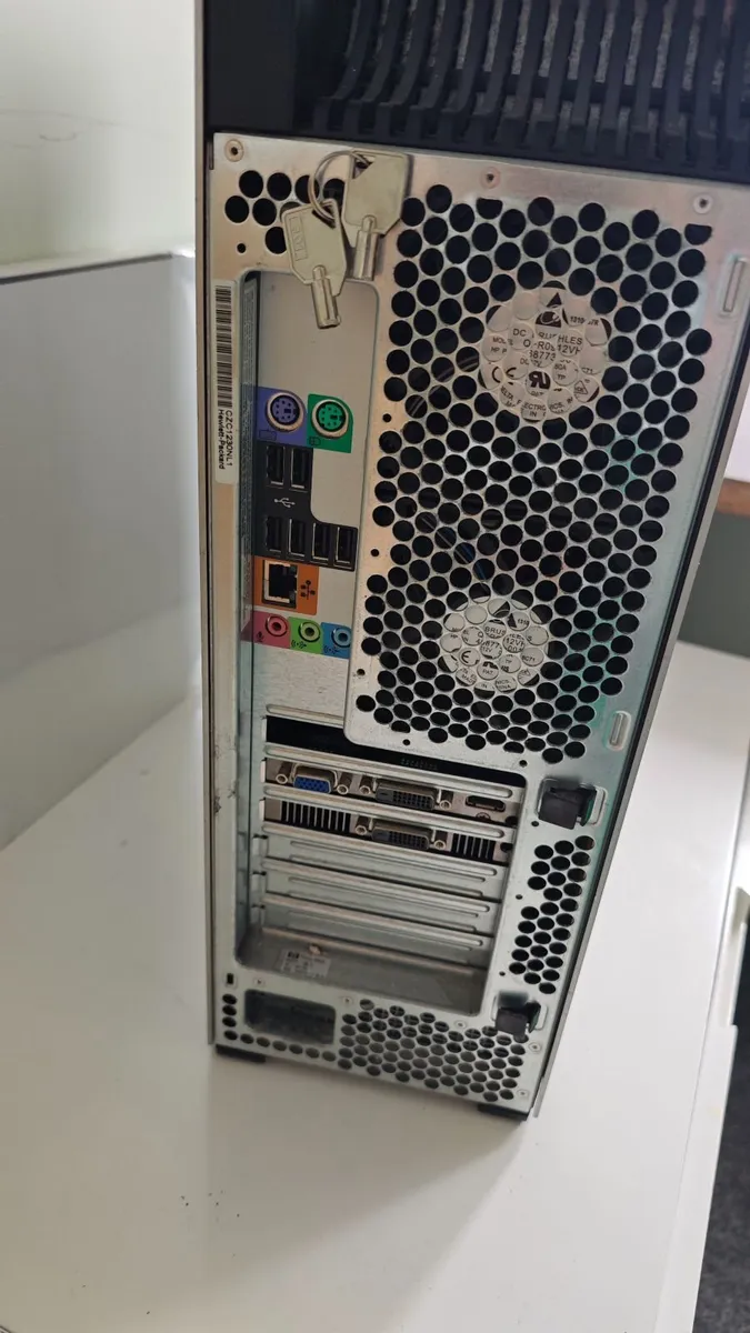 HP Z600 Workstation - Image 3