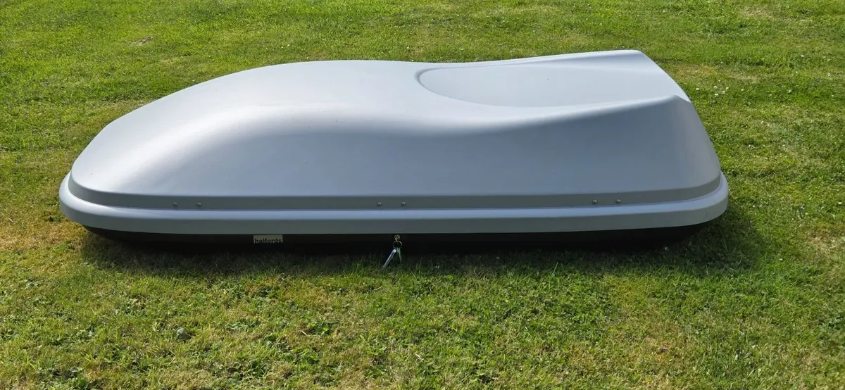 Roof Box - Image 2