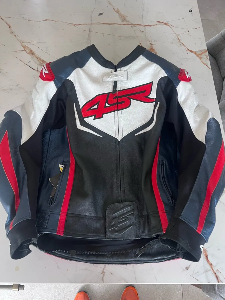 4sr leather jacket - Image 1