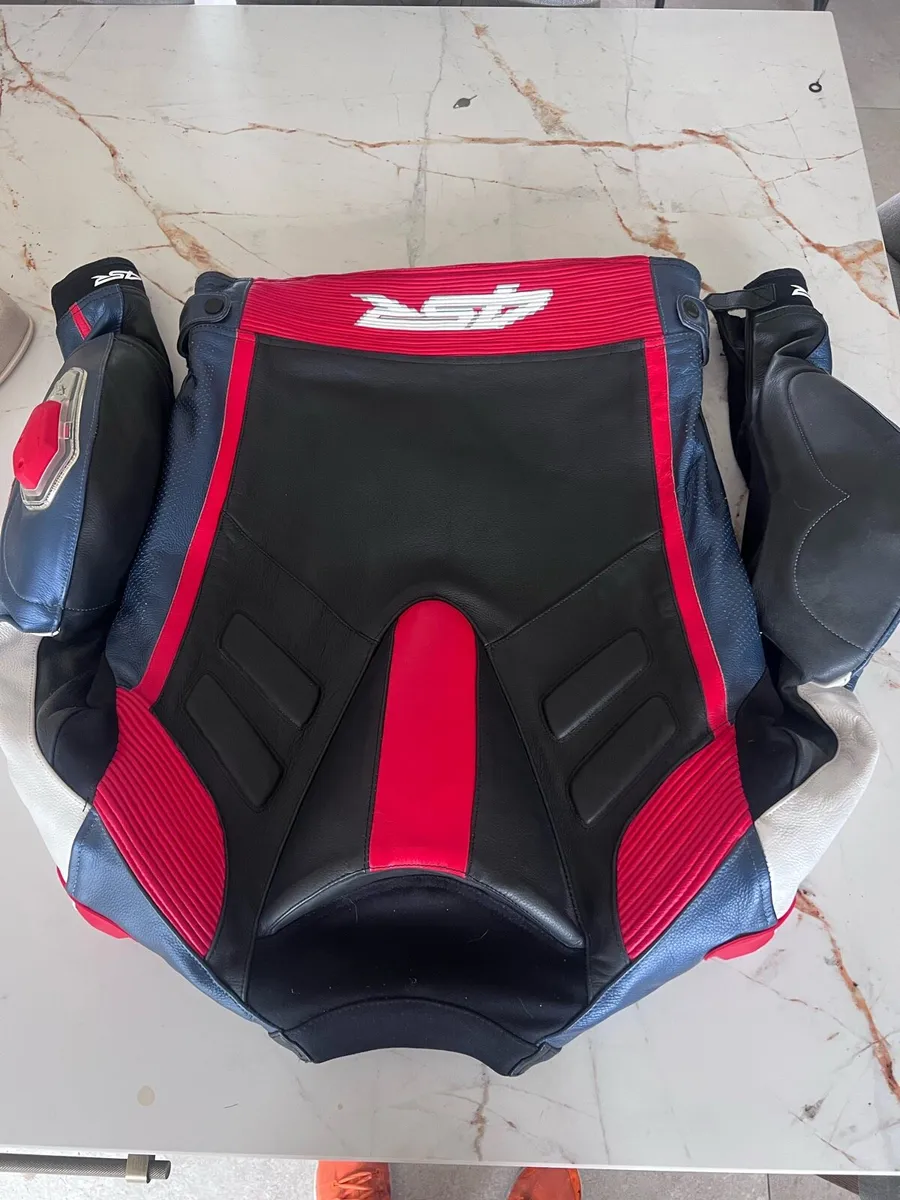 4sr leather jacket - Image 2
