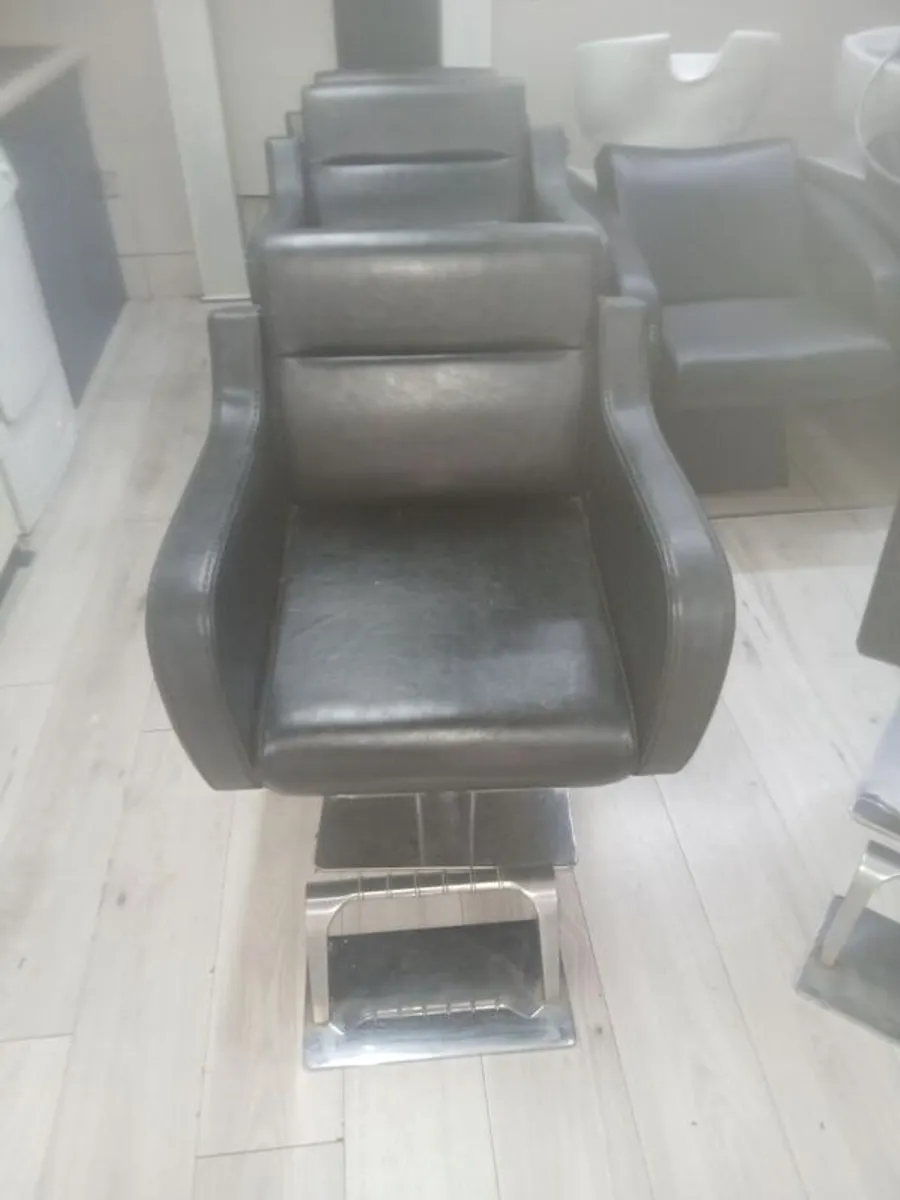 Salon chairs - Image 2
