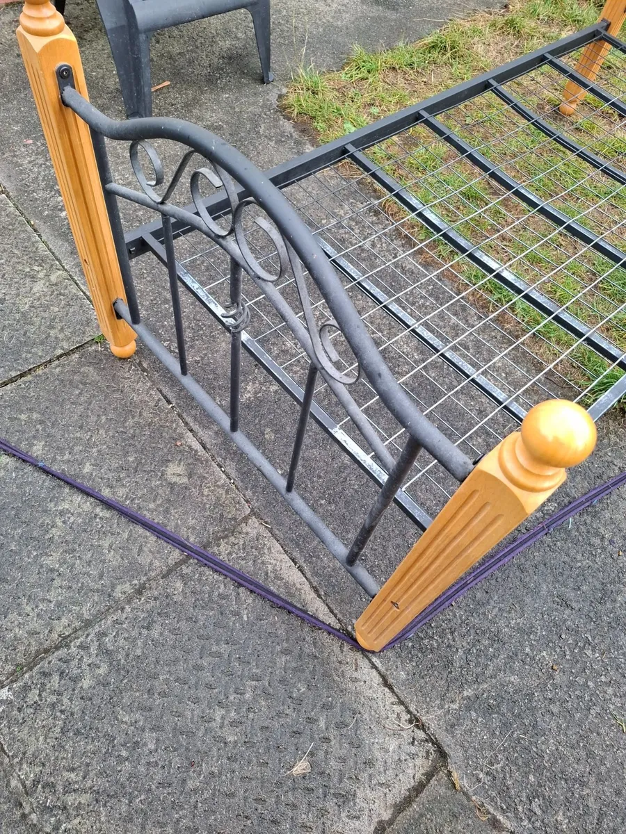 Two single bed frames - Image 2