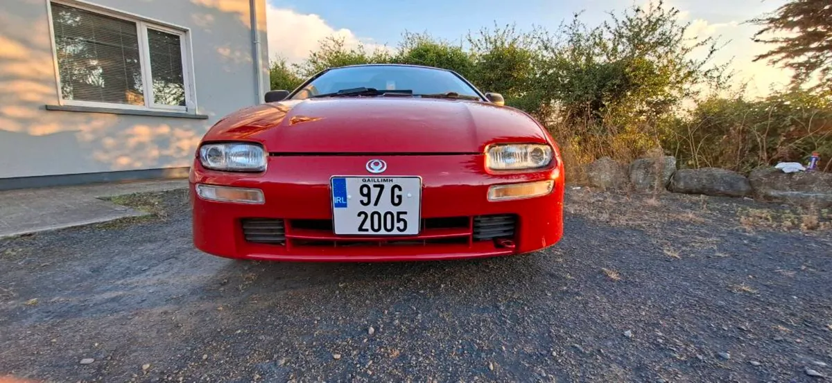 Mazda 323f 1.5 petrol - Image 1