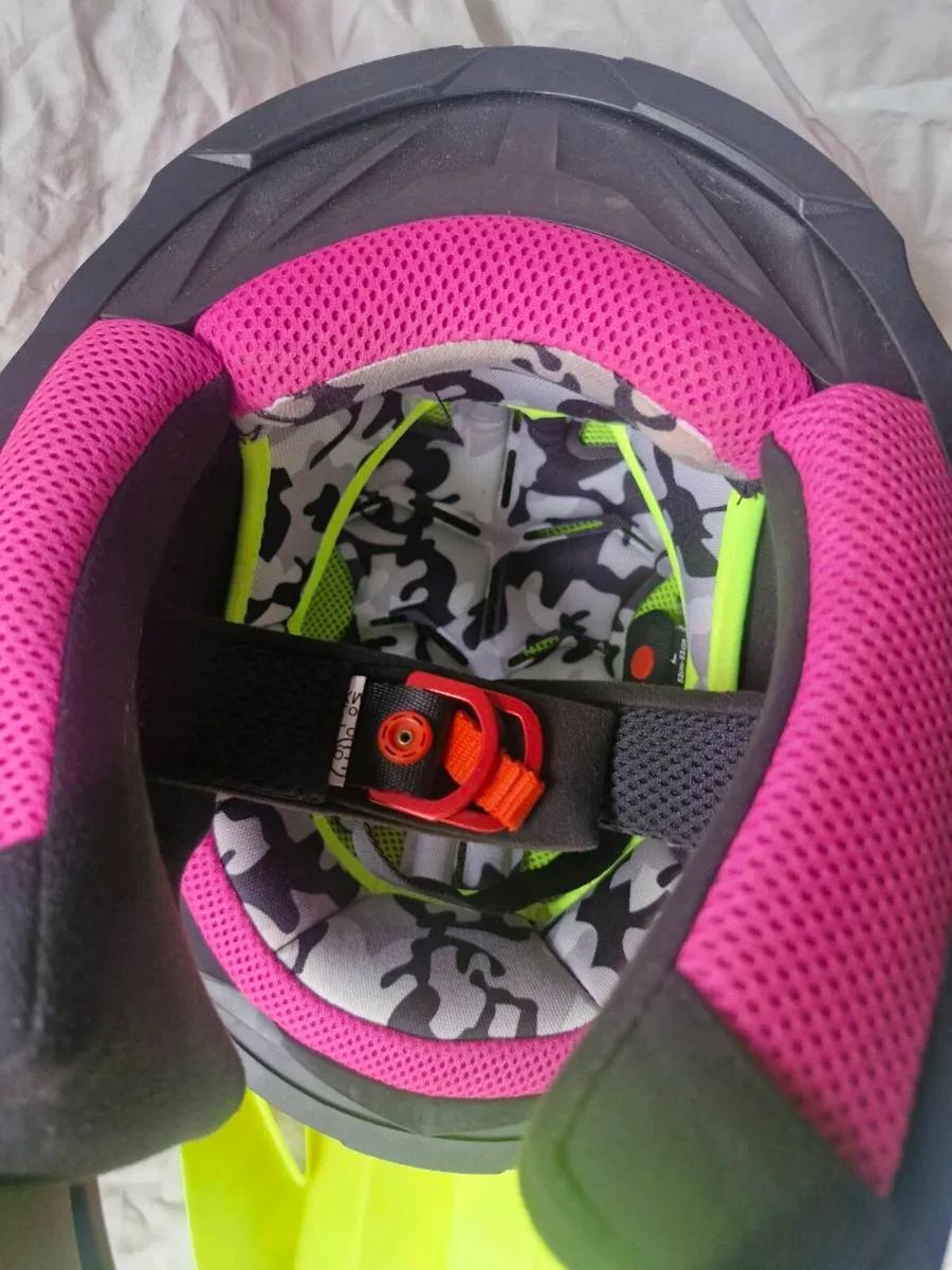 Full face helmet - Image 3