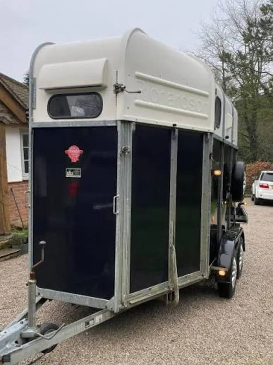 HORSE BOX STOLEN!!! - Image 1
