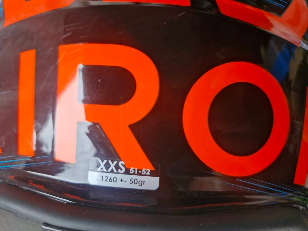 Full face helmet - Image 2