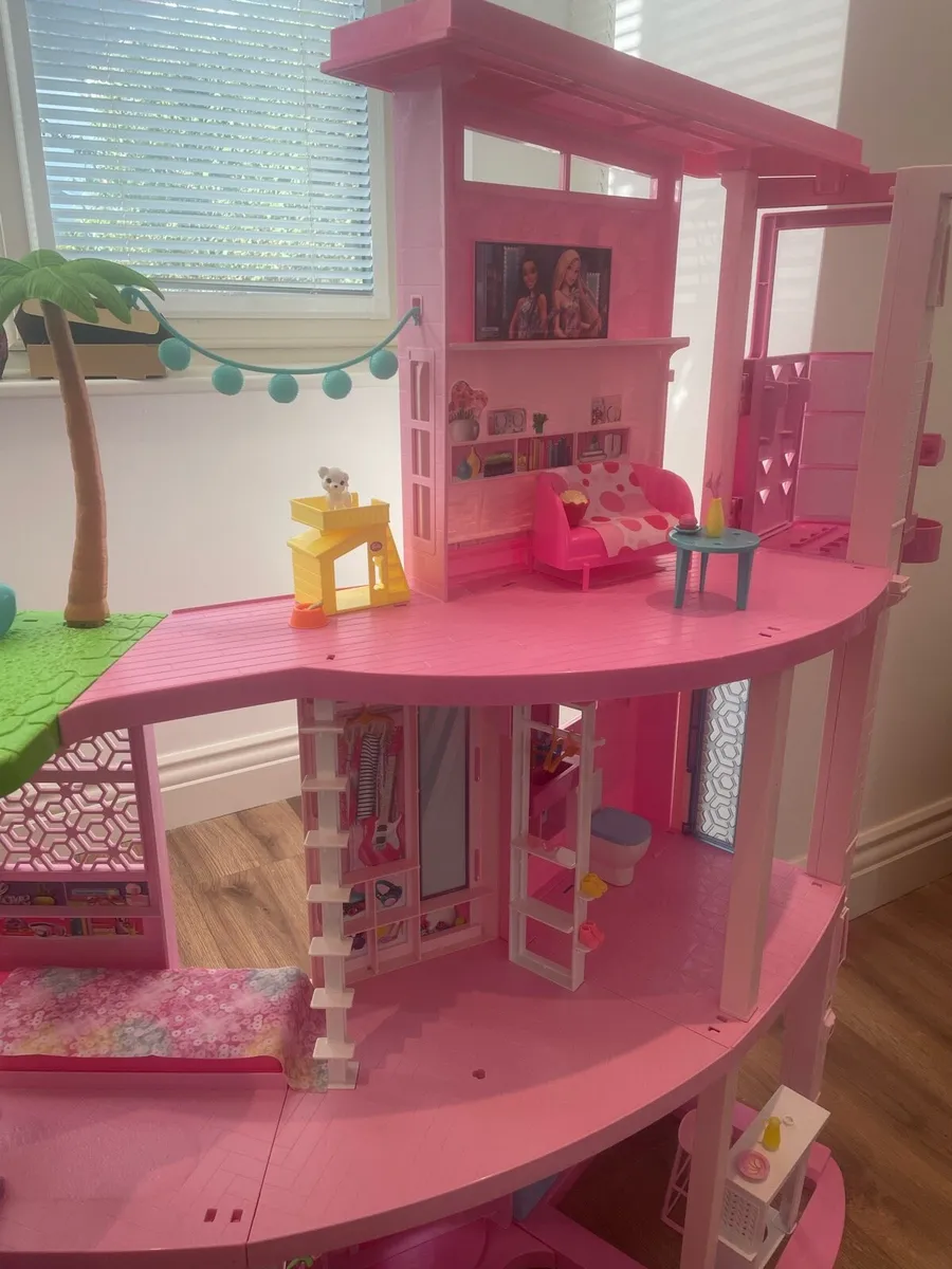 Barbie DreamHouse – Like New - Image 2
