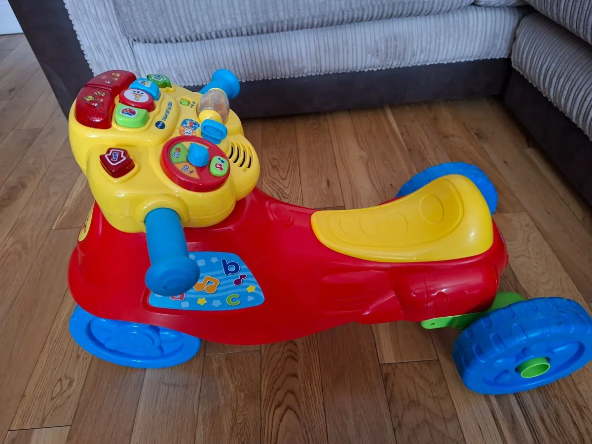 Vtech childrens bike - Image 4