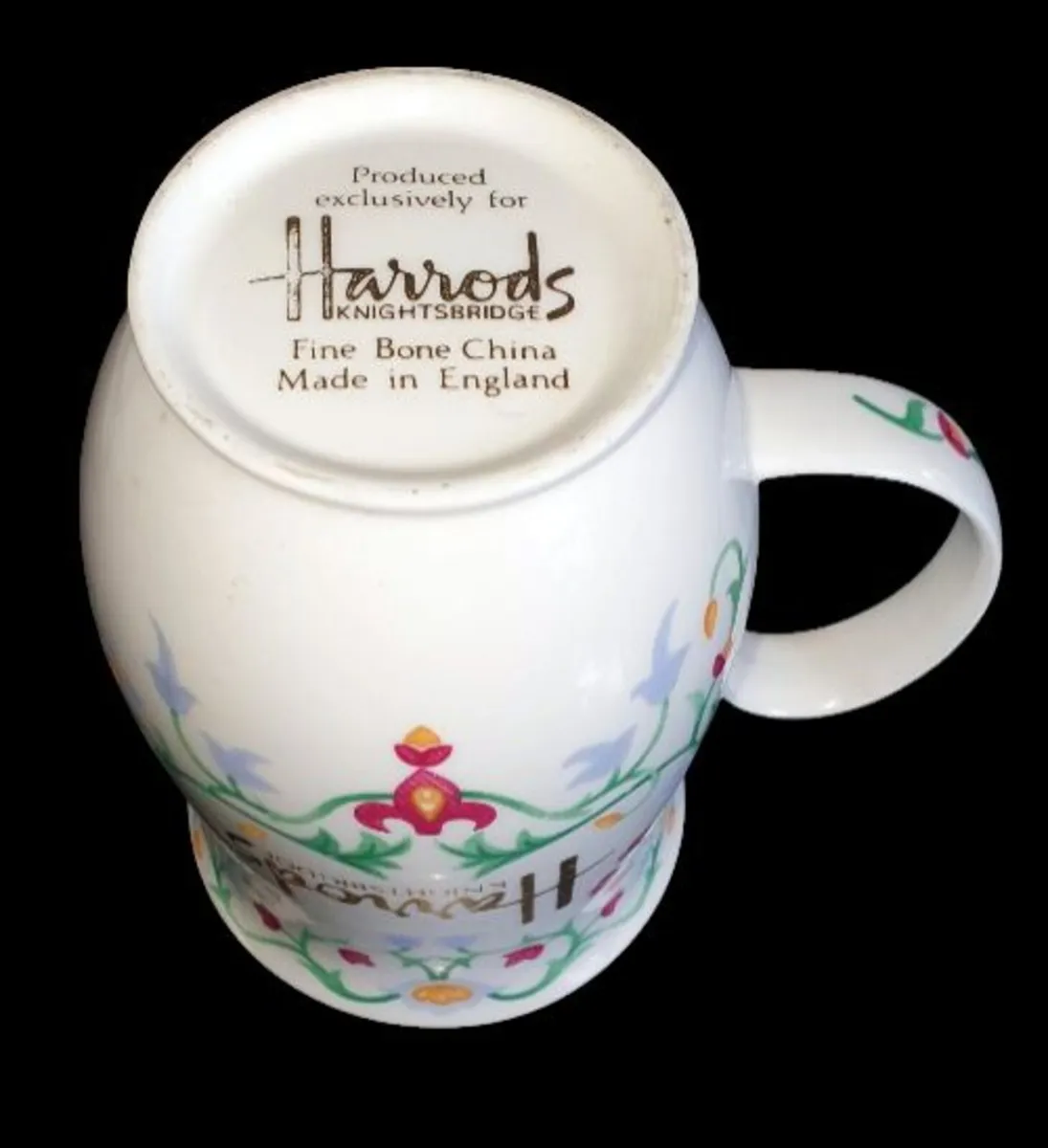 Pristine Vintage Harrods Knightsbridge Mug - Image 2