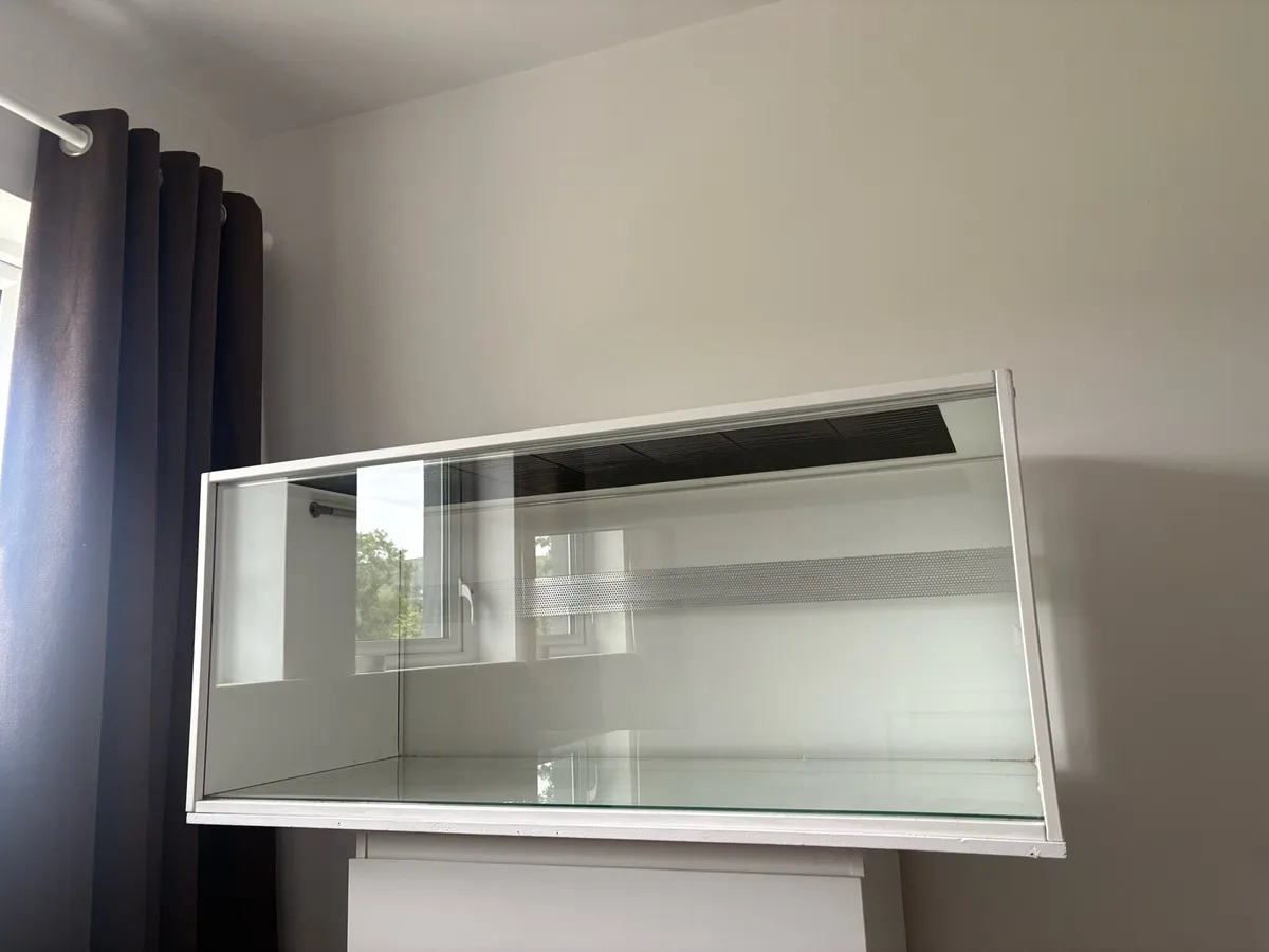 Hamster Enclosure - Image 2