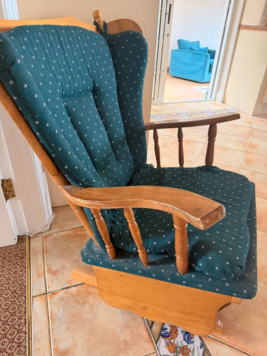 Rocking chair - Image 2