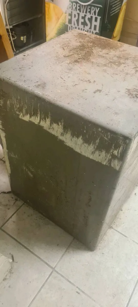 A safe for sale - Image 3