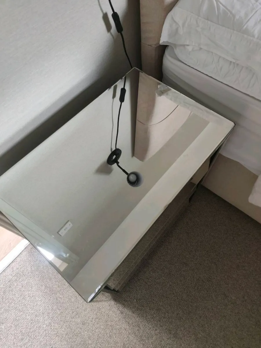 Mirrored chest of drawers - Image 3