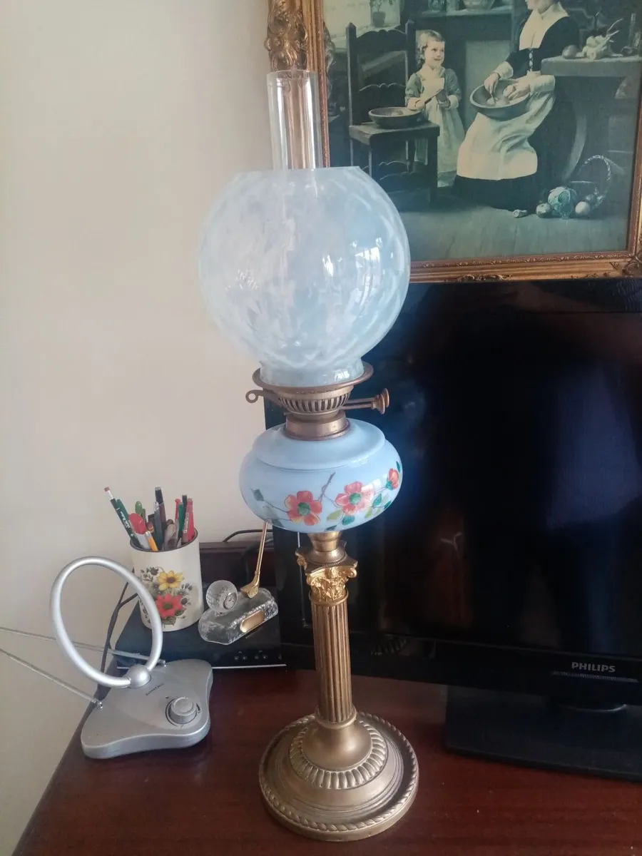 Victorian Oil Lamp - Image 1