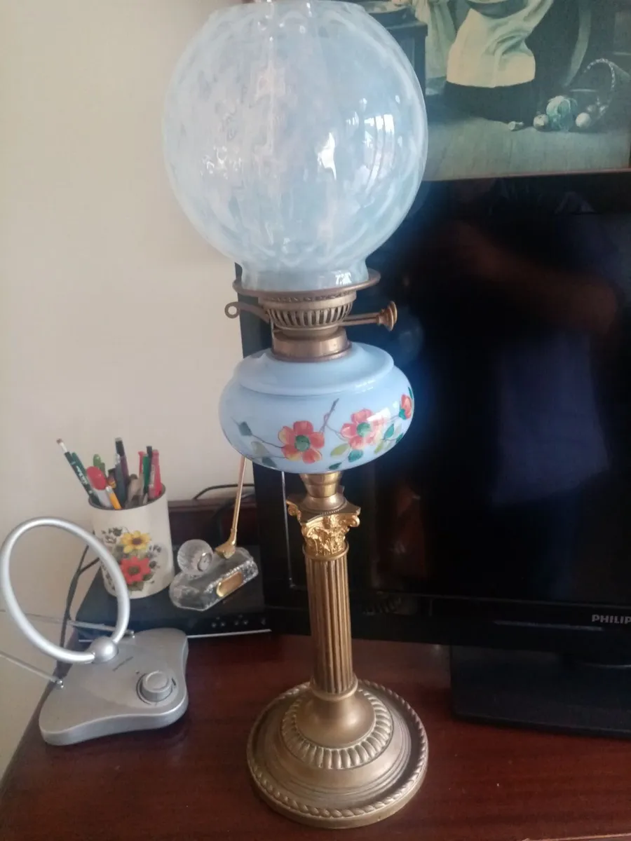 Victorian Oil Lamp - Image 4