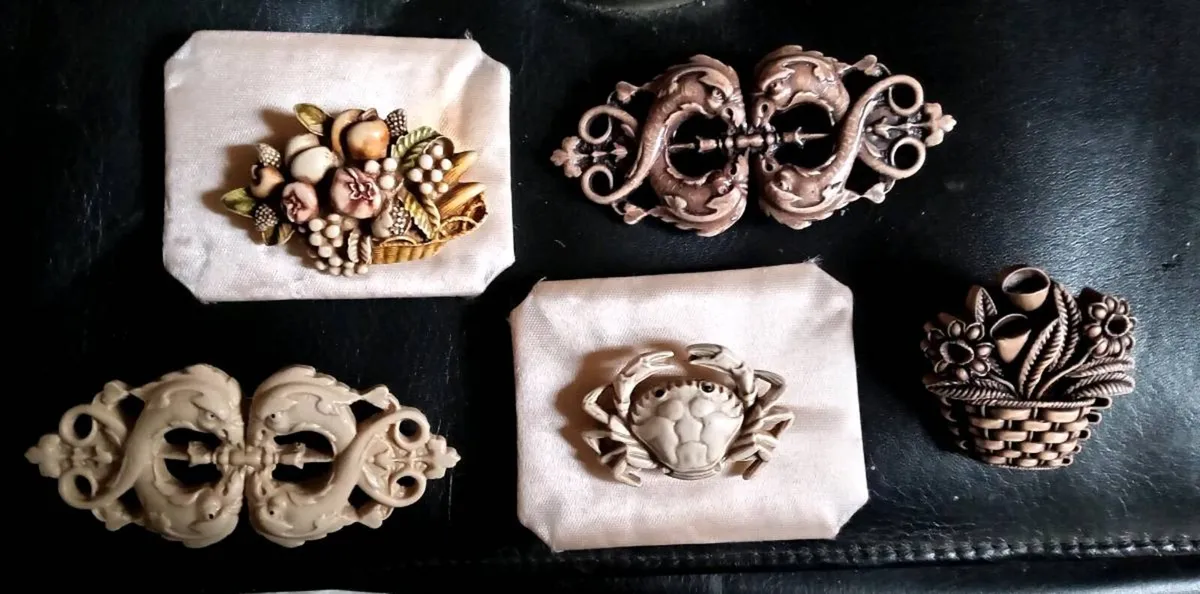 Set of Five Welsh Brooches - Image 1