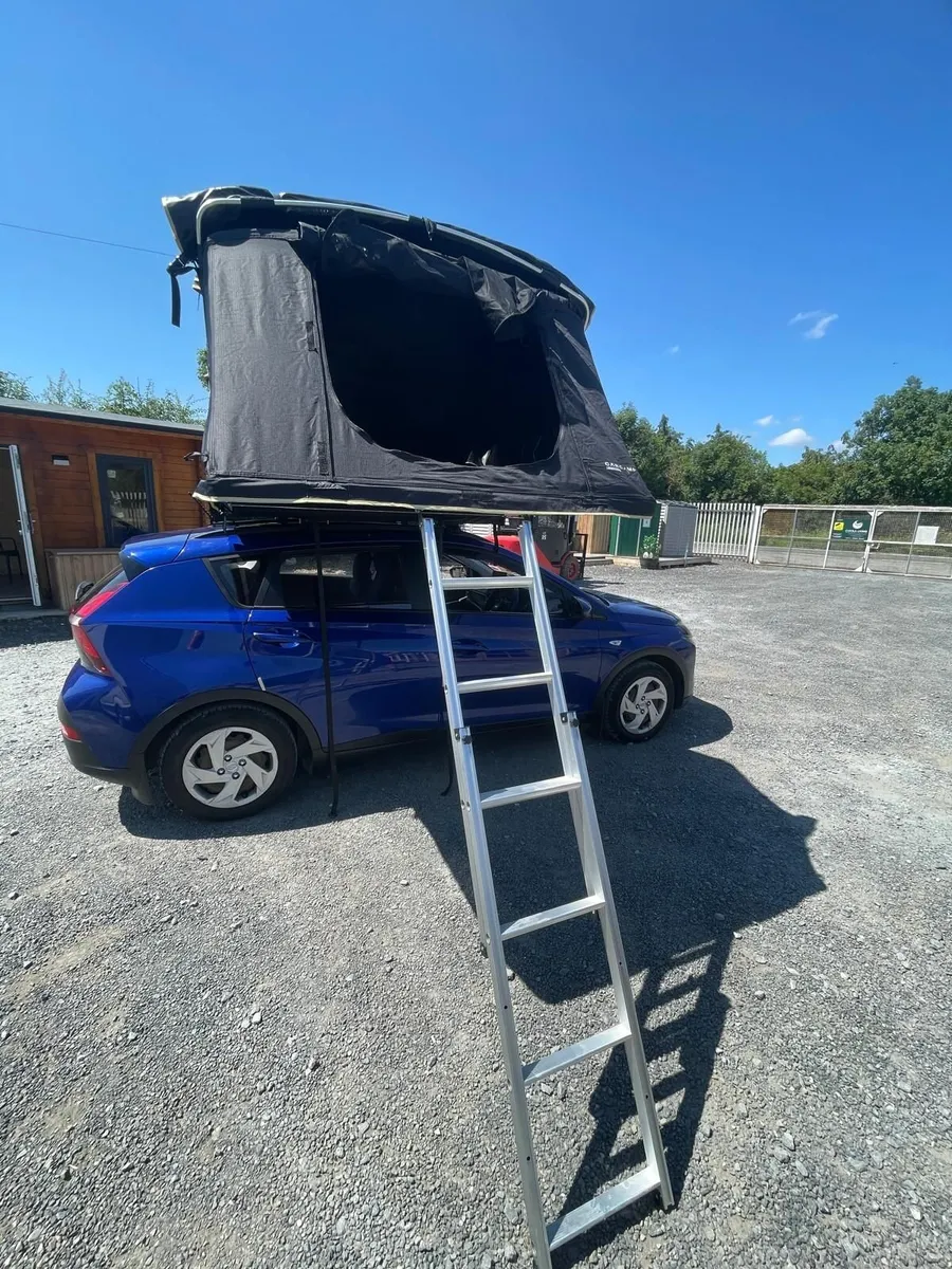🚙⛺ CarCamp AURORA 3 Person Roof Top Tents - Image 1