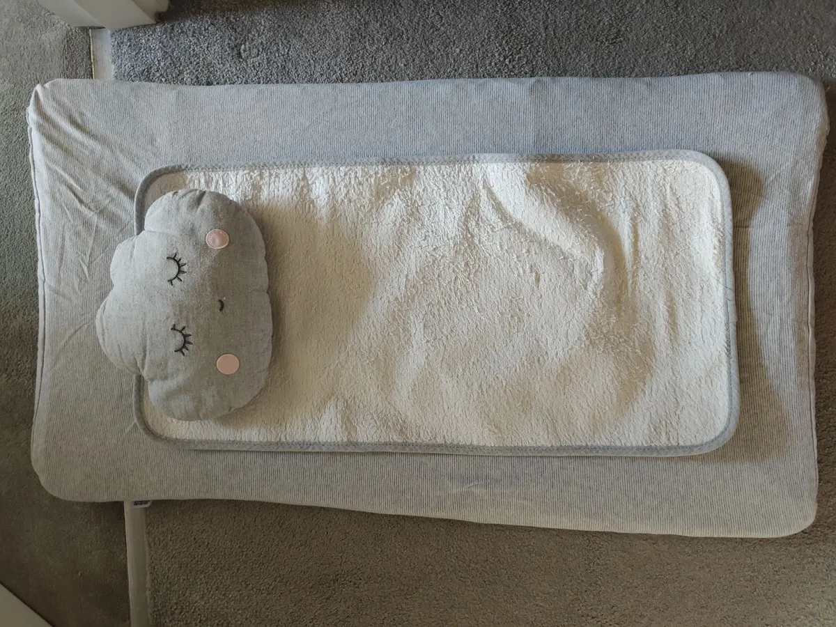 Changing mat -Mamas&Papas - Image 3