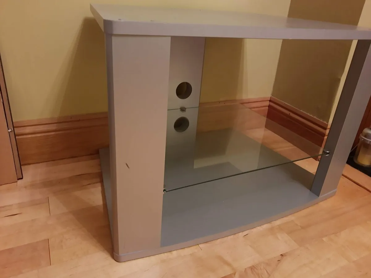 TV Stand - Image 3