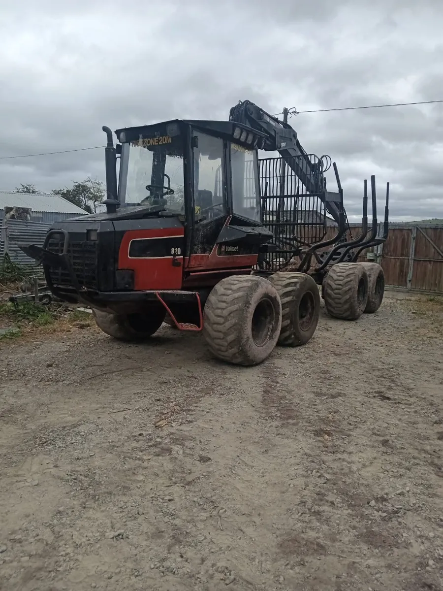 Timber forwarder - Image 1