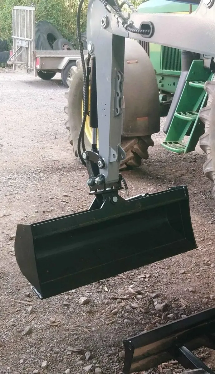 TILTING MINI DIGGER BUCKET 25mm pins - Image 4