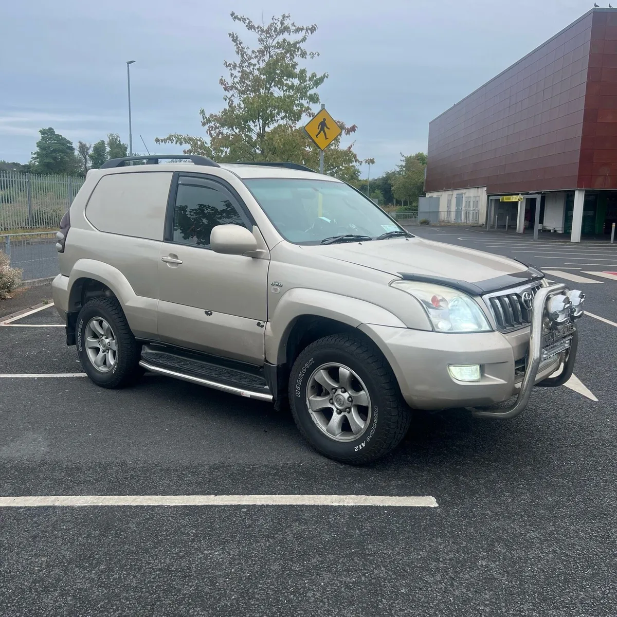 Toyota Land Cruiser (SWB) - Image 1