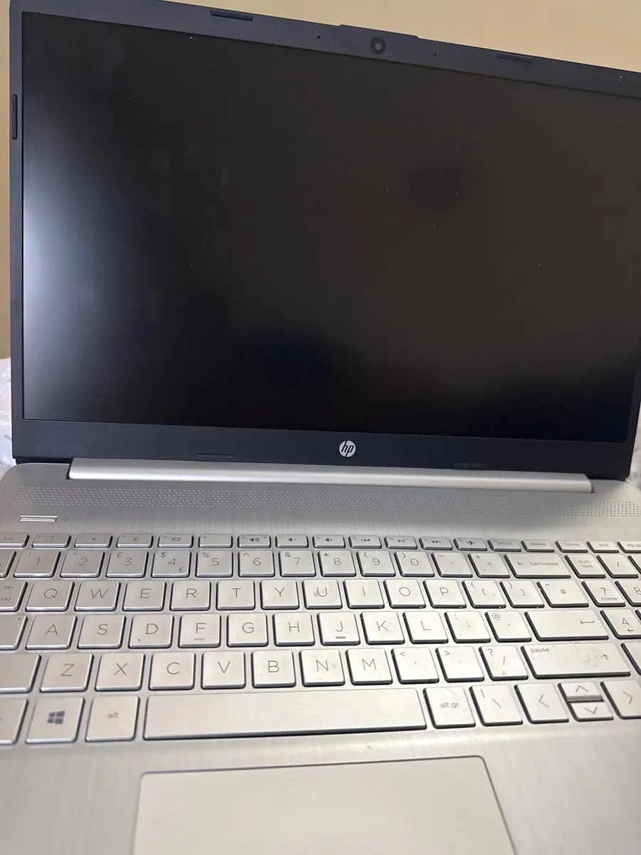 Laptop - Image 1