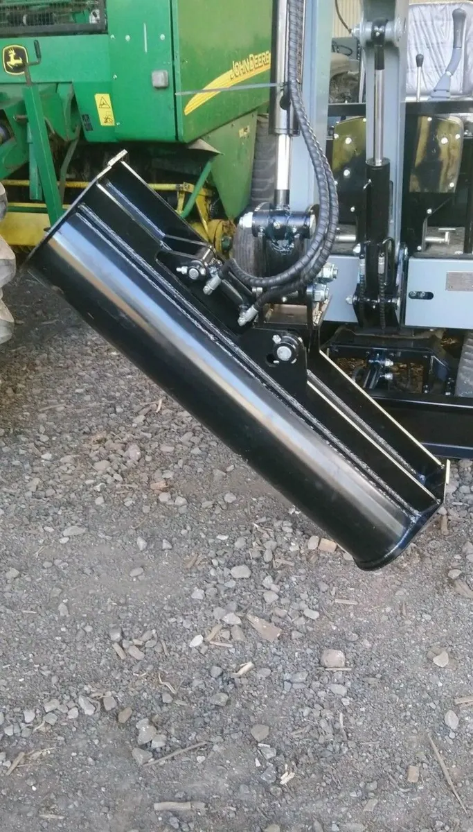 TILTING MINI DIGGER BUCKET 25mm pins - Image 1