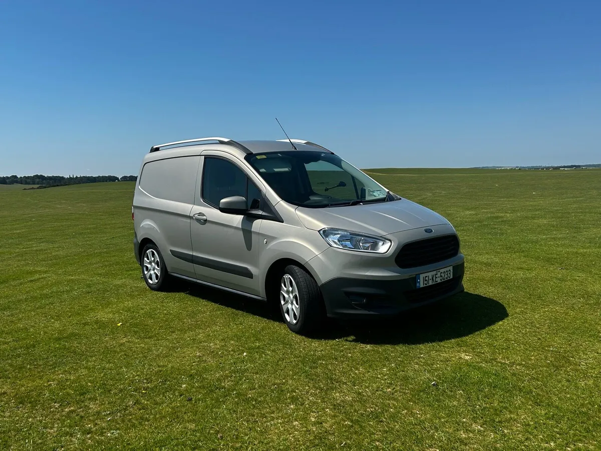 Ford Transit Courier - Image 1
