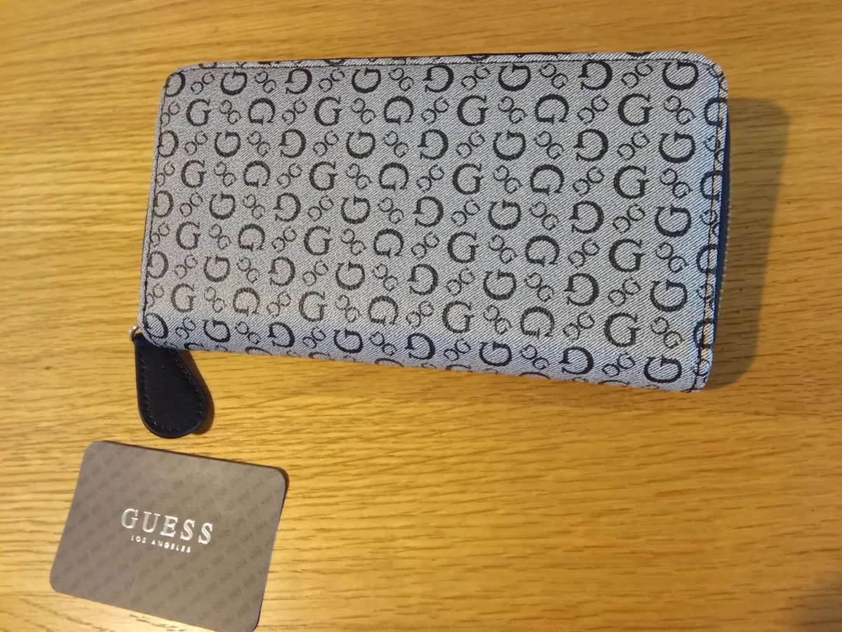(New)  Guess Brand Ladies Purse / Wallet. - Image 2