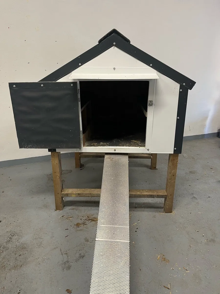 Chicken coop - Image 3