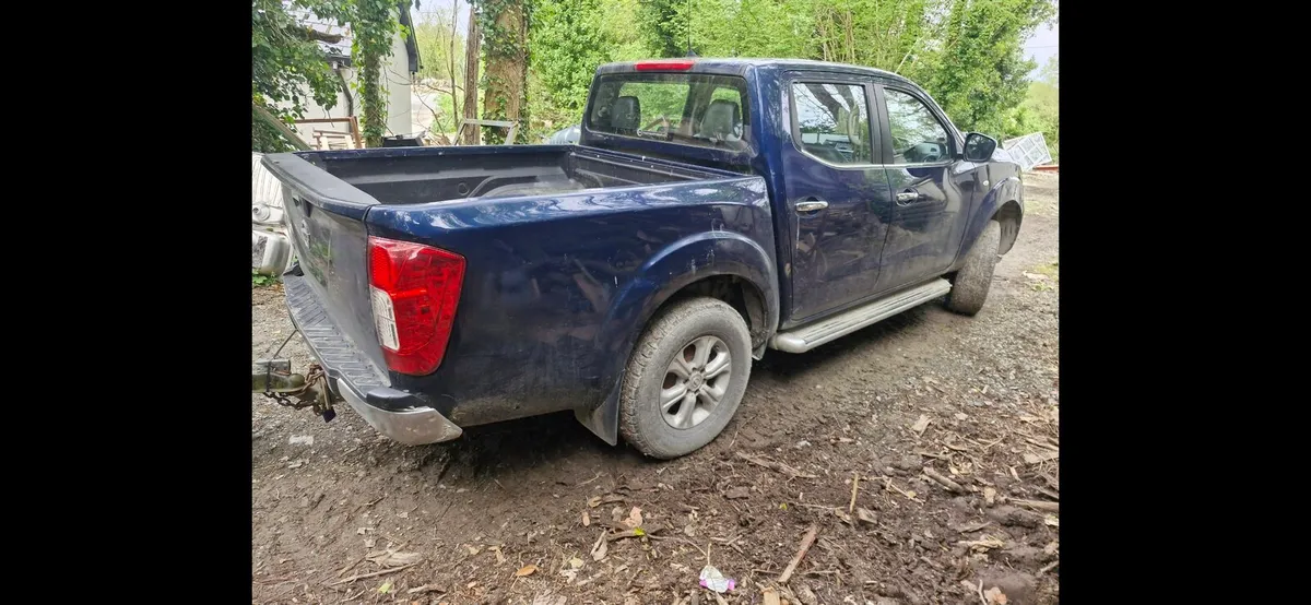 Nissan navara - Image 2