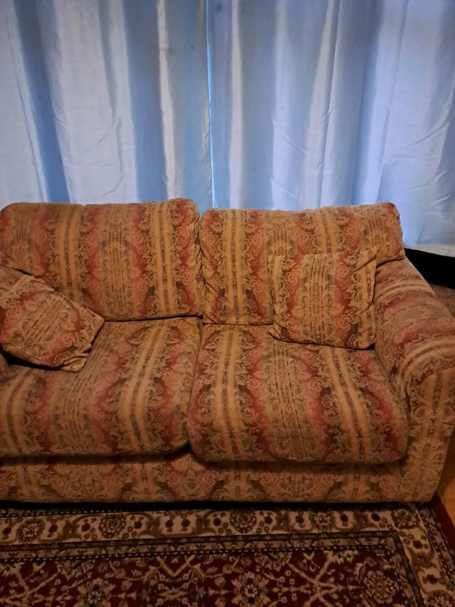 2 seater couch - Image 2