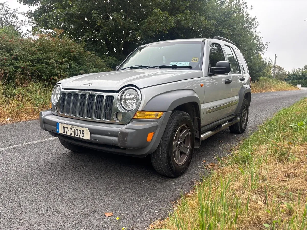 Jeep Cherokee automatic - Image 3