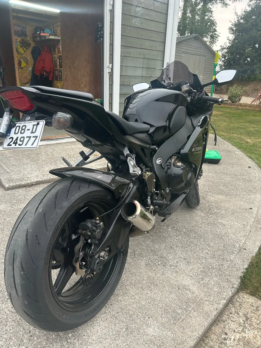 Honda fireblade 1000cc - Image 2